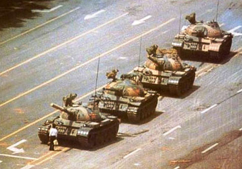 tank_man_tienanmen