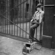 Kubrick Shoe Shine Boy - Ragazzo Lustrascarpe