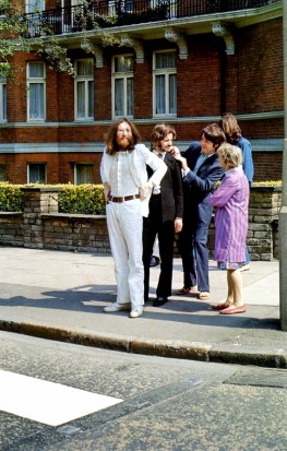Abbey_Road_Backstage