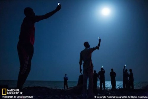 “Signal” di John Stanmeyer